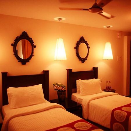 Hotel Highnest Singapperumalkovil Екстериор снимка