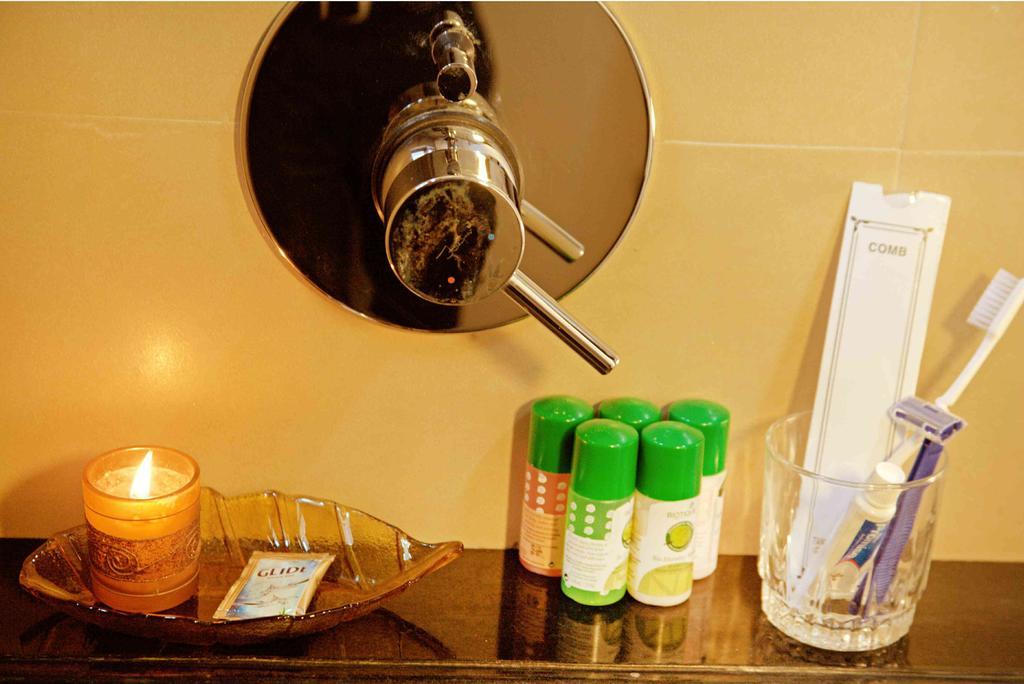 Hotel Highnest Singapperumalkovil Стая снимка