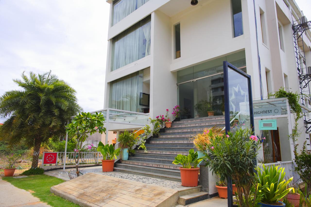 Hotel Highnest Singapperumalkovil Екстериор снимка
