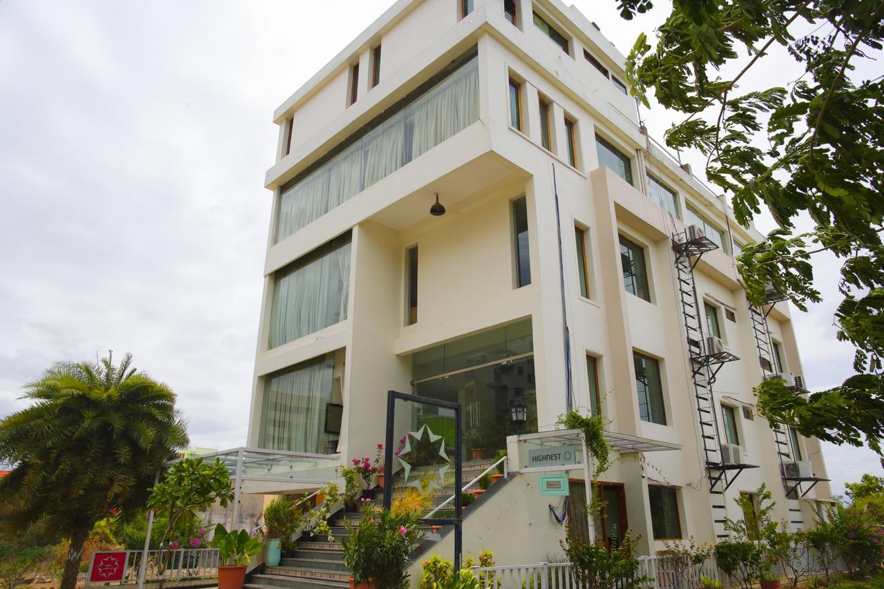 Hotel Highnest Singapperumalkovil Екстериор снимка