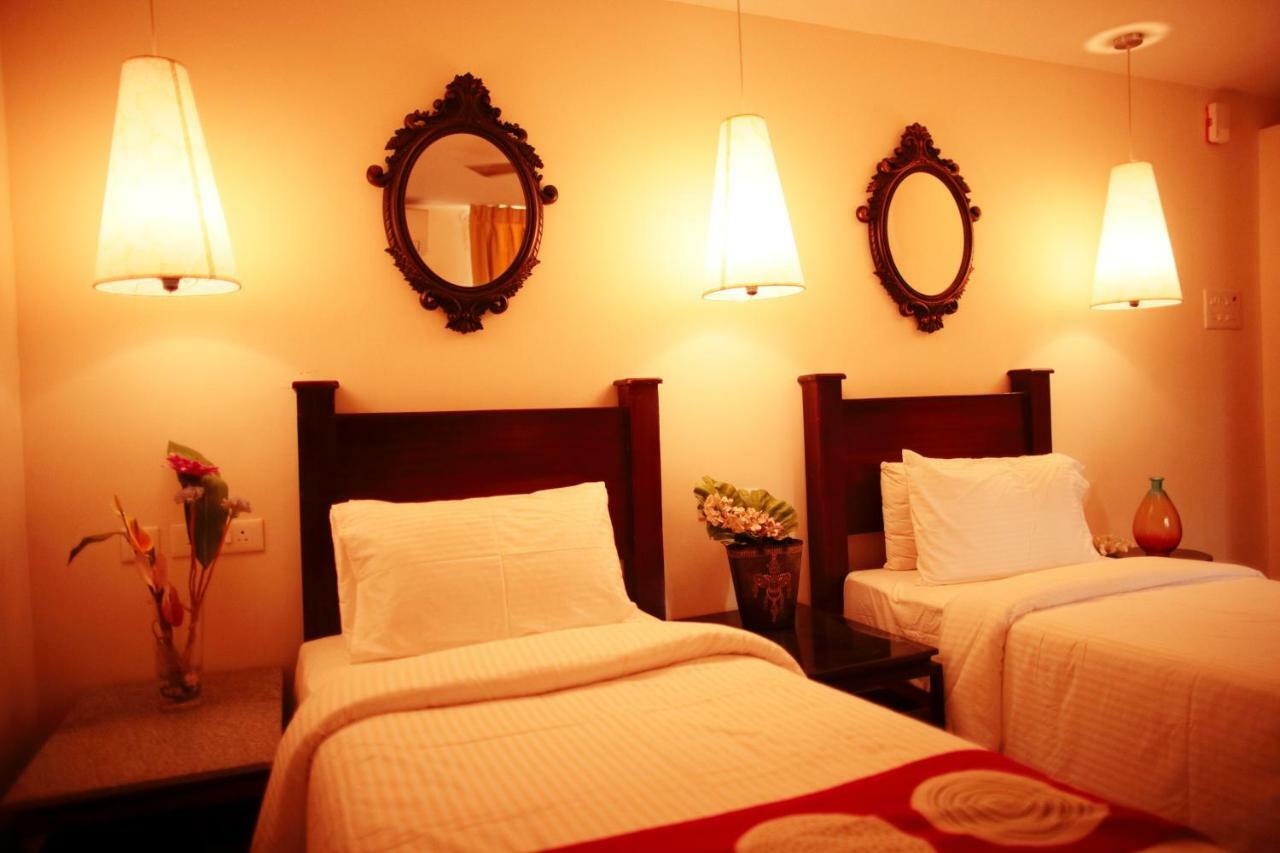 Hotel Highnest Singapperumalkovil Екстериор снимка