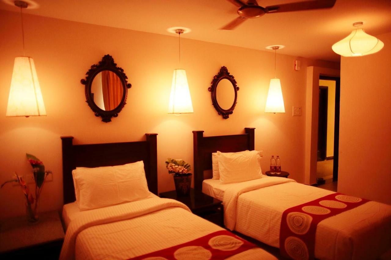 Hotel Highnest Singapperumalkovil Екстериор снимка