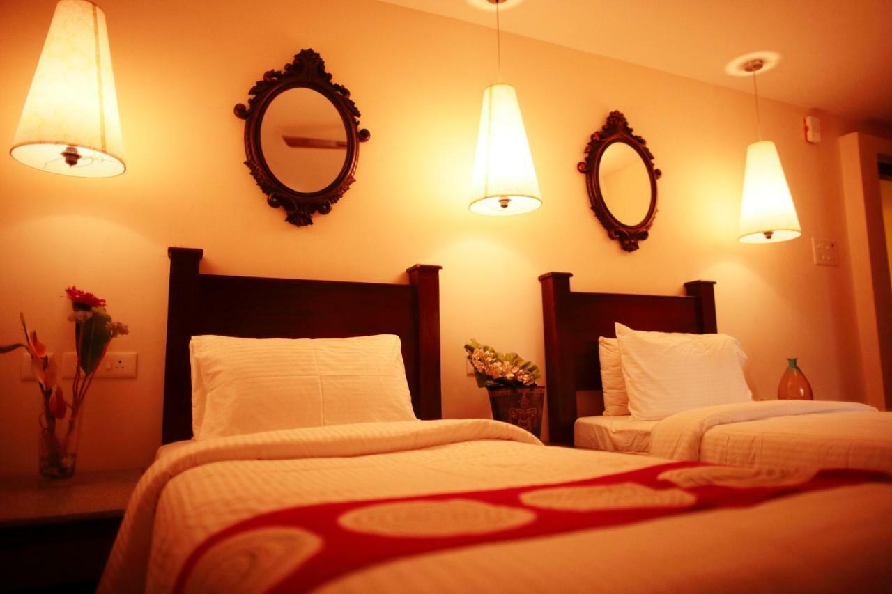 Hotel Highnest Singapperumalkovil Екстериор снимка
